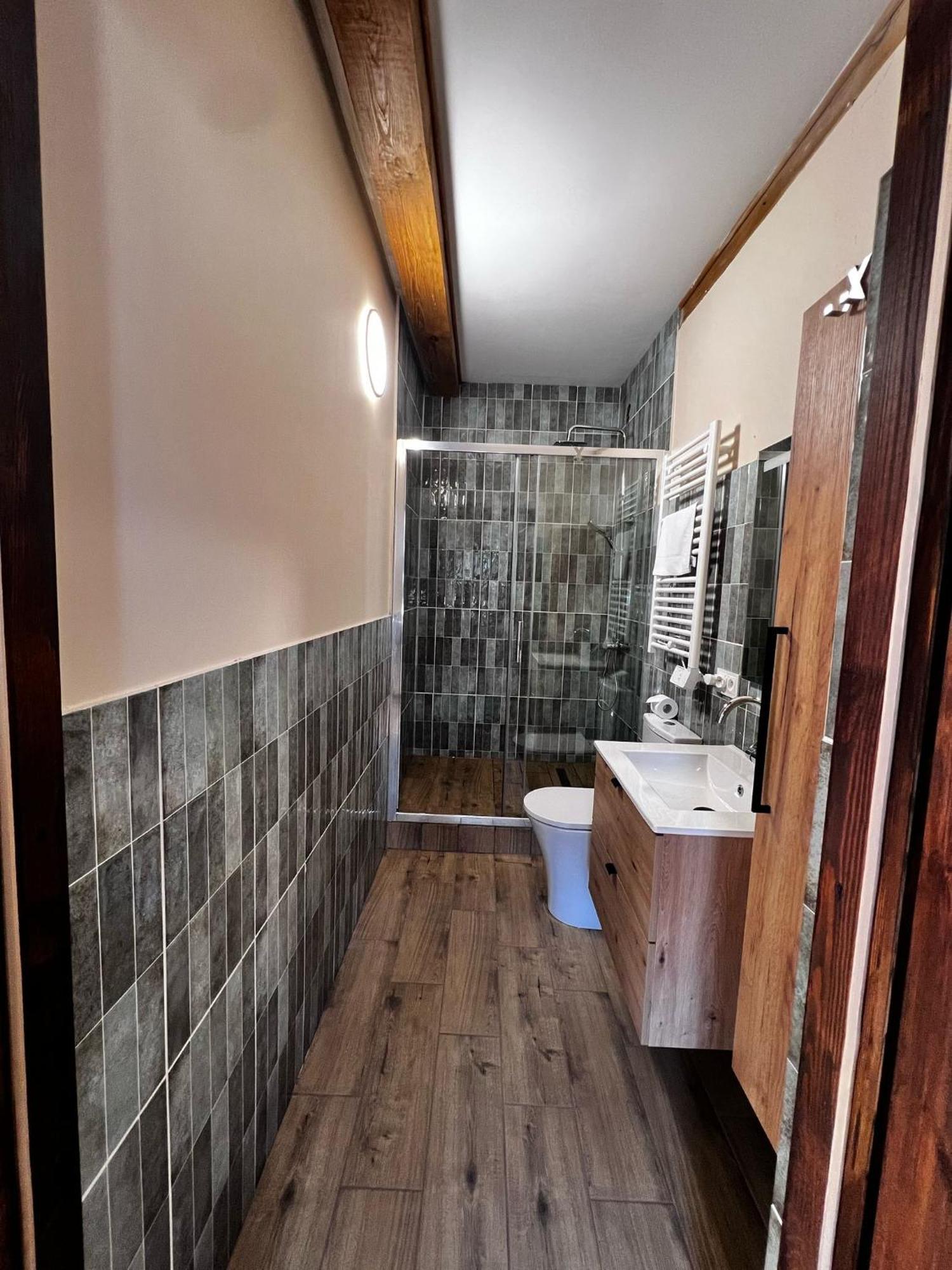 Hostel FOLKier Zgierz Buitenkant foto